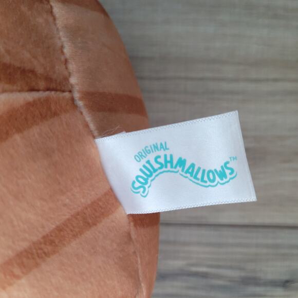 Original Squishmallows Clara the Cupcake 8" Plush Kellytoy - Picture 6 of 6